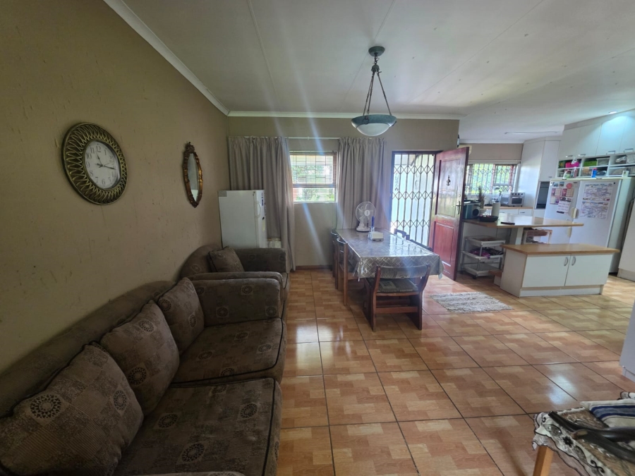 2 Bedroom Property for Sale in Vaalpark Free State